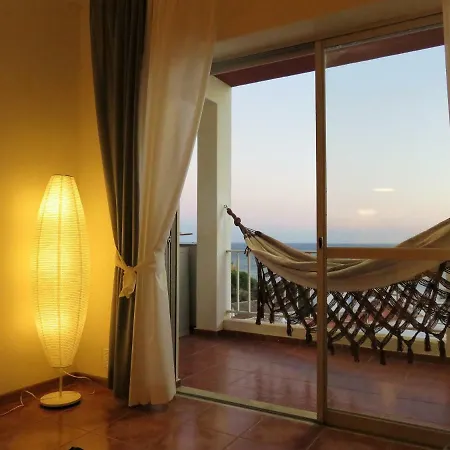 Varanda Do Farol Apartment *