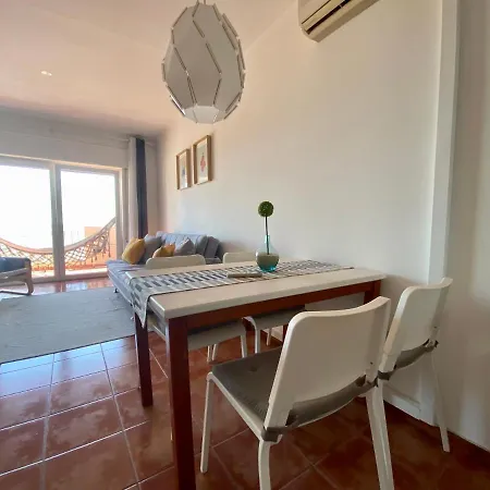 Varanda Do Farol شقة